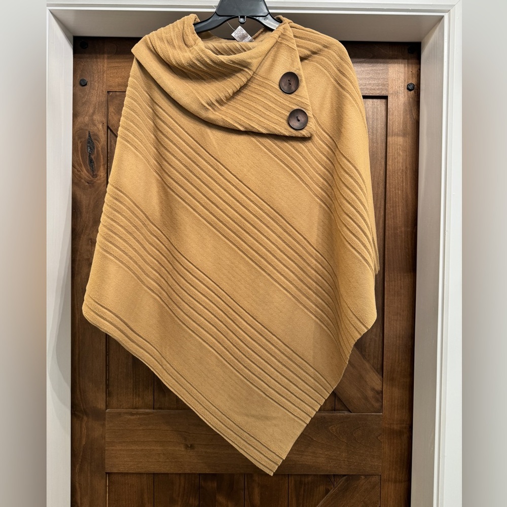 Lemonade Camel Poncho Wrap w/ Faux Buttons – One Size NWOT